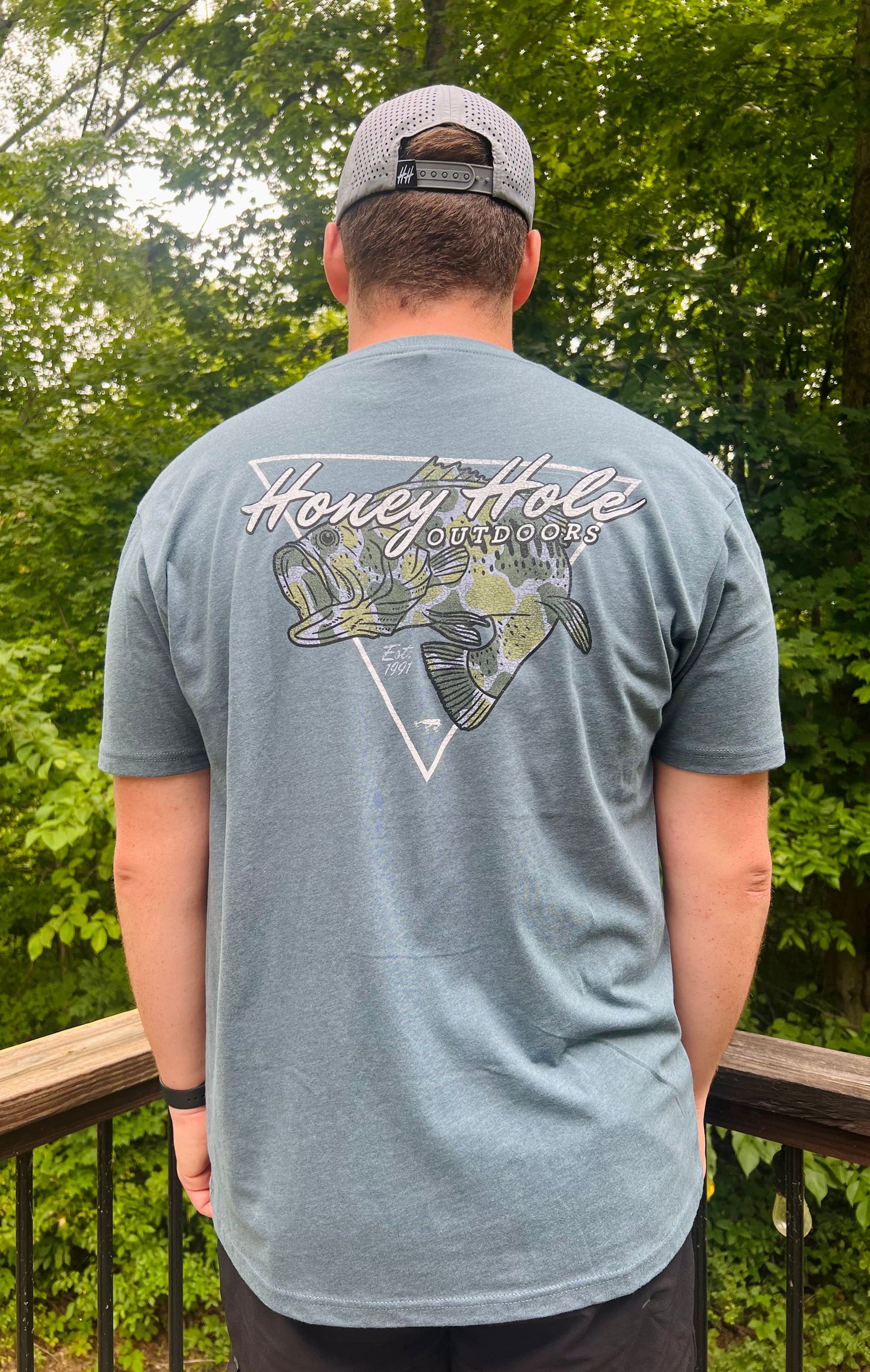 Spot That Bass Men's Graphic Tee